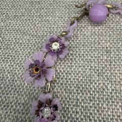 Vintage Necklace Acrylic Purple Flowers Rhinestone Centers 15 Inches READ