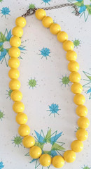 Vintage Yellow Beaded Bead Necklace Rockabilly Mod Adjustable Length