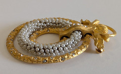 Vintage Large Rhinestone & Pearl Rings Brooch Pin