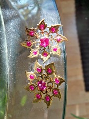 vintage post earrings pink stone unknown siam goldtone apen back artisan carved