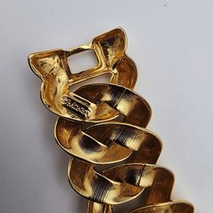 Vintage Monet Signed Chunky Heavy Gauge Gold Tone Curb Link Statement Bracelet