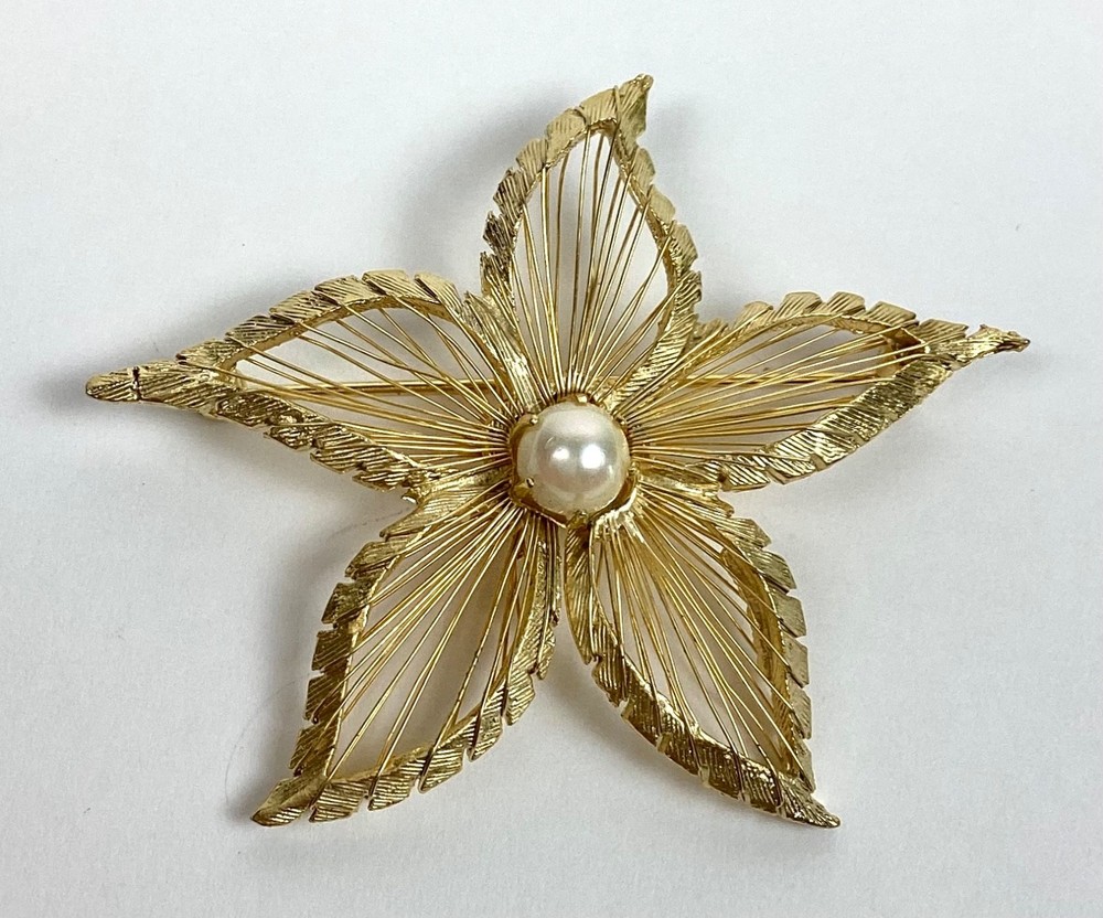 Vintage Gold-Tone Wire Faux Pearl Flower Brooch 2.25″ Inches in Diameter
