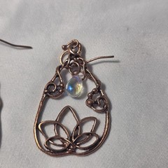 Copper Tone Lotus Teardrop Earrings Wire-Wrapped Designs Iridescent Crystal