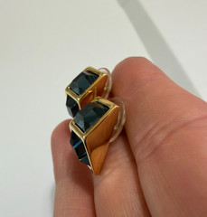 Vintage SAL Swarovski Crystal Blue Cube Illusion Post Earrings Gold Tone Stamped