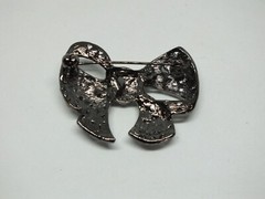 Beautiful Brooch Pin Dark Silver Tone Bow Sparkling AB Rhinestones 1 3/4×1 1/4″