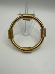 Vintage Gold Tone Textured Pattern 2” Open Round Scarf Clip