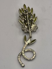 Vintage Aurora Borealis Rhinestone Floral Leaf Plant Brooch