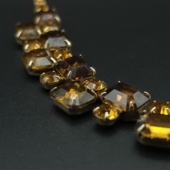 Vintage 1950s Amber Brown Rhinestone Bib Necklace Gold Tone 16 Inch