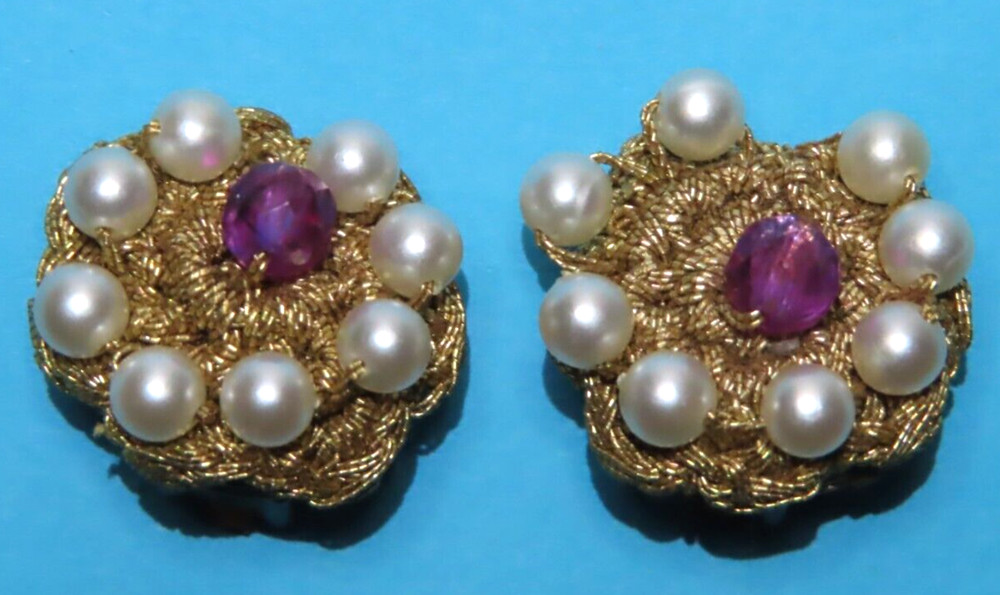Vintage Gold Tone Crochet Thread w/ Pearl Rhinestone Beads Clip On Earrings 1″
