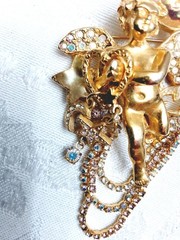 Kirks Folly Brooch Pin Seaview Angel Moon Cupid Cherub Rhinestones Gold Tone Vtg