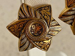 Vintage Earrings Black Silver & Gold Flower Clip On