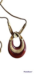1960’S CROWN TRIFARI GOLD-TONE BURGUNDY LUCITE PARIS ERA MODERN NECKLACE PENDANT
