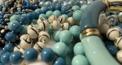 4Lb Mixed Mystery Jewelry Lot Vintage Mod Boho Bead Necklaces Bracelets Earrings