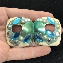 Vintage La Rage Modernist Mixed Materials Textured Metal Design Pierced Earring