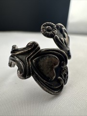 Vintage Avon Sterling 20.11mm Adjustable Treasured Hearts Wrap Sz 8 Ring 4.7g