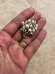 Vintage Retro silver Tone Faux Pearl Flora Bouquet basket Brooch Pin