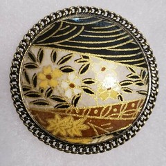 Vintage Handpainted Russian Metal Floral Brooch Pendant Black, Gold, Yellow, Wh