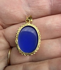 18k Gold Blue Agate Cameo Pendant Made In Italy