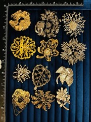 Vtg Style Smoky Quartz Crystal Brooch Lot 12pc Heavywork Flower Pearl Pins Set