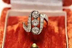 Art deco Vintage Style Three-Stone Lab Created Diamond Ring 14k Yellow Gold FN