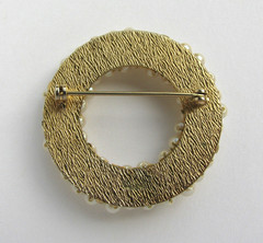 Hobe Faux Pearl Circle Brooch Wreath Gold Tone Vintage Signed Approx 1.5 Inches