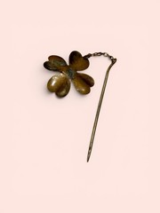 Antique Victorian Gold Tone Four Leaf Clover Stickpin Safety Chain Paste Stone