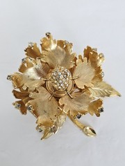 Vintage Warner NY Day / Night Mechanical Rhinestone Flower Brooch Pin Signed