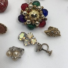 Vintage Singles Mismatched Clip On Earrings Lot MCM Some signed / No Brand
