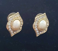Vintage Trifari Faux Pearl & Clear Rhinestone Kartouch Gold Tone Post Earrings