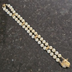 Ciner Faux Pearl Double Strand Beaded Bracelet Vintage Fancy Box Clasp 8.5 In