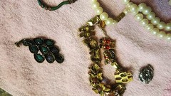 lot of vintage jewelry mixed