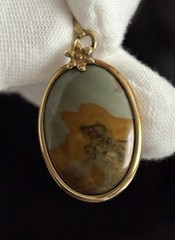 Vintage 12k Yellow Gold Filled Oval Picture Jasper Flower Bezel Pendant STUNNING