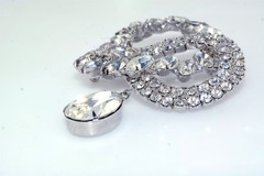 Vtg Tear Drop Tassel Round & Marquise Rhinestone Silver Tone Brooch Pin