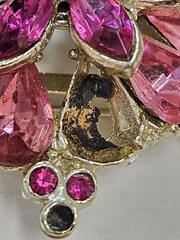 Vintage Figural Fucshia Pink Rhinestone Brooch Pin Signed EDLEE Clip On Earrings