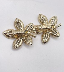 Vintage 1968 Signed Sarah Coventry “Ivy” Gold Tone Brooch Clip Earrings Set