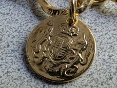 VNTG BELLEZZA TEXTURED CIRCLE ROLO LINK FAUX COIN BRACELET LOBSTER CLASP~8.5 IN.
