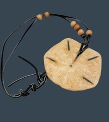 VTG Decoupaged Large Sand Dollar pendant necklace Wood Beads 28″ Leather Cord