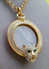 Vintage Jackie Collins Crystal Panther Magnifying Glass Pendant Chain Necklace