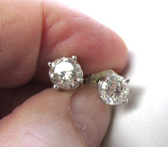 Beautiful 2.30 ctw Diamond Stud Earrings 18k White Gold SI3- I1 J/K MAKE OFFER