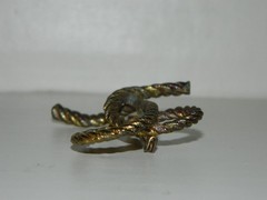 VTG Vintage Gold Tone Knot Knotted Rope Pin Brooch