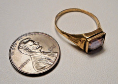 Dainty Antique 10K Yellow Gold Synthetic Purple Stone Ring 1.8g Size 8.5