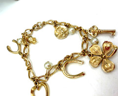 Vintage Bracelet Charm Good Luck Goldtone 6.25 inches