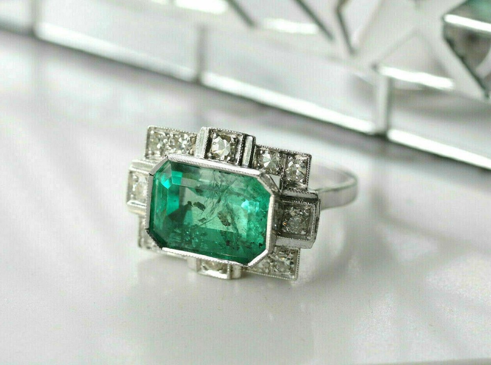 4 CT Green Emerald Cut CZ Art Deco Antique Style Wedding Ring In Sterling Silver