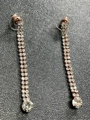 Vintage 2.4” Crystal Rhinestone Rose Gold Colored Metal Dangle Earrings