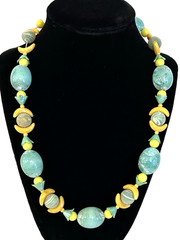 Vntg Fun Tutti Fruitti Plastic & Lucite Beaded Necklace Turquoise & Yellow 20″