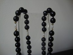 VINTAGE 1970s ‘BEAD MEDLEY’ RICE PEARL BLACK ONYX 30″ ENDLESS BEAD NECKLACE