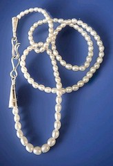 RARE & ELEGANT STRAND 2.5MM RICE PEARL NECKLACE (STERLING)