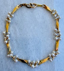 Vintage Gold Tone Faux Pearl Cluster 29″ Necklace-Bracelet-Earrings Set