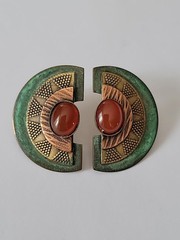 Vintage Mexico Style Carnelian Cabochon Brass Copoer Post Earrings 1.25″t×.75″w