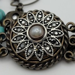 Vintage Charm Chain Bracelet Brass-Tone Crystal Faux-Turquoise And Pearl 8.5 In